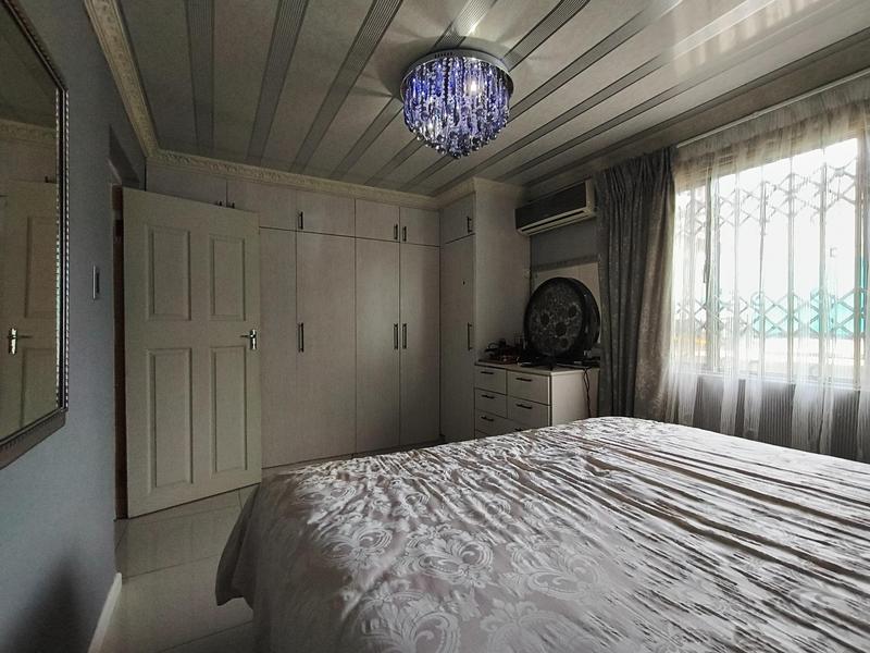 7 Bedroom Property for Sale in Southernwood Eastern Cape